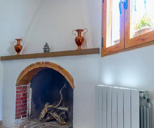 Casa de Campo Casa Del Arrabal *